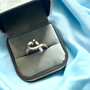 Tiffany & co sterling silver Paloma Picasso loving heart ring 6.5